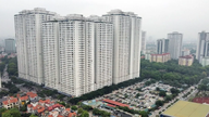 Bangunan pangsapuri paling padat penduduk di Hanoi sedang menimbulkan kekecohan.