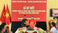 Colegiul Quang Nam și Școala de Cadeți din Vietnamul Central au stabilit o relație fraternă pentru a sprijini formarea resurselor umane.