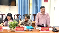 Ton Duc Thang Political School udfører feltstudier i Tri Ton kommune.