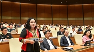 Chamaléa Thị Thủy (Khánh Hòa) nemzetgyűlési képviselő: A nemi alapú erőszak áldozatainak támogatására létrehozott „megbízható címek” bővítése a közösségben.