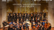 Mange kendte kunstnere deltog i koncerten "Essence of France" i Hanoi.