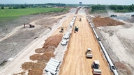 Fremskyndelse af rydning af jord til en række større infrastrukturprojekter.