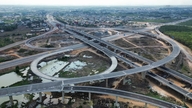 תשתית התחבורה מניעת את דונג נאי להפוך למרכז עירוני דינמי.