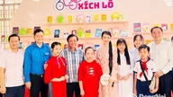 Fru Nguyen Thi Thuy Phuong, direktør for den sociale virksomhed "Reading with Cyclos: Sowing the golden seeds of knowledge in countrysides".