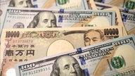 Dolar AS mencatatkan penurunan mingguan paling mendadak berbanding yen susulan campur tangan Jepun.