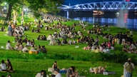 Turister strømmede til populære destinationer i det centrale Vietnam i løbet af ferien fra 30. april til 1. maj.