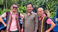 Bijzondere foto's van volkskunstenaar Trung Hieu, en het stralende geluk van Nha Phuong en haar man.