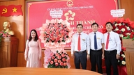 Phong Phu Wards offentlige administrative servicecenter er blevet taget i brug.