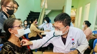 Kementerian Kesihatan mencadangkan enam tahap elaun keutamaan untuk petugas kesihatan berdasarkan profesion mereka: Yang tertinggi ialah 100%.