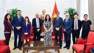 Le Vietnam et la France promeuvent la coopération et le développement ferroviaire.