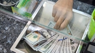 DXY-indeksi nousi 98,235 pisteeseen Yhdysvaltain dollarin vahvistuessa Lähi-idän jännitteiden vuoksi.