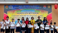 เขตวินห์ ตุย: นักเรียนเรียนรู้ประวัติศาสตร์ผ่านการมีปฏิสัมพันธ์กับทหารผ่านศึก