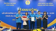 จัดให้มีการฝึกอบรมเชิงทฤษฎีและเชิงวิชาชีพสำหรับเจ้าหน้าที่สหภาพแรงงาน