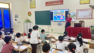 Song Thao Primary School har 560 elever, der kan svømme.
