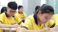 การยกเลิกการสอบเข้าชั้นมัธยมศึกษาปีที่ 4 จะหมายความว่านักเรียนจะต้องเรียนหนักขึ้นเพื่อให้ได้ผลการเรียน "ดี" หรือไม่?
