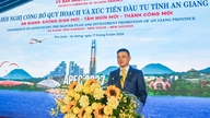 Sun Group og An Giang-provinsen underskrev en hensigtserklæring om samarbejde om mere end 10 infrastruktur- og turismeprojekter med det formål at omdanne Phu Quoc til et internationalt turisme-, handels- og finanscenter.