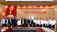 Phan Huy Ngoc, a Tartományi Népi Bizottság elnöke fogadja Svájc vietnami rendkívüli és meghatalmazott nagykövetét.