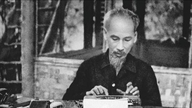 호찌민 주석 탄생 136주년(1890년 5월 19일 ~ 2026년 5월 19일) 기념: 호찌민 독트린의 발전. 최종 논문: 호찌민 독트린이 이끄는 번영하고 강한 베트남 시대.