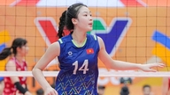កីឡាករបាល់ទះអាយុ ១៨ ឆ្នាំរូបនេះមិនទាន់បានចូលរួមក្រុមជម្រើសជាតិនៅឡើយទេ ព្រោះគាត់រវល់ជាមួយការប្រឡងវិទ្យាល័យ។