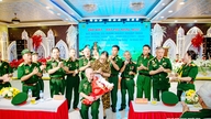 Nghe An - Ha Tinh صوبے کے 320 ویں ڈویژن کی رابطہ کمیٹی نے اپنے اندراج کی 55 ویں سالگرہ کی یاد منائی۔