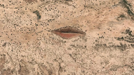 Sudanin aavikolla olevat jättiläismäiset huulet levisivät viraaliksi Google Earthissa.