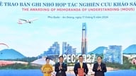 Phu Quoc bruger næsten 100 billioner VND på strategisk infrastruktur og sigter mod at blive et internationalt turisme-, handels- og finanscenter.