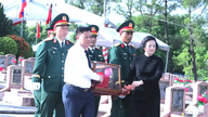 Nghe An-provinsen afholdt en minde- og begravelsesceremoni for 80 af de jordiske rester af martyrer, der døde i Laos.