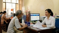 Forslag til bemandingsordninger og kompensation for deltidsansatte embedsmænd på kommuneniveau i Ho Chi Minh City.