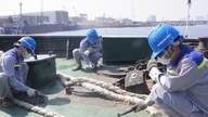 Lo squadrone 212 rafforza la disciplina e garantisce la massima sicurezza durante le riparazioni navali.