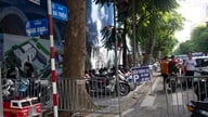 Hanoi ehdottaa jalkakäytävälle tunkeutumisesta määrättävän sakon kaksinkertaistamista, jolloin enimmäisrangaistus olisi 24 miljoonaa Vietnamin dongia.