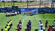 Vietnamesiske unge og studerende i Barcelona organiserede en fodboldturnering for at fejre den 30. april.