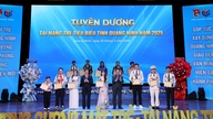 Quang Ninh memberi penghormatan kepada golongan muda yang cemerlang pada tahun 2025.