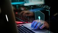 Hvilke færdigheder og kvalifikationer er nødvendige for cybersikkerhedsprofessionelle i AI's tidsalder?