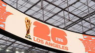 Bayang-bayang pandemi mengancam Piala Dunia 2026.