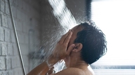 ¿Qué ocurre cuando las personas con presión arterial alta se duchan con agua fría?
