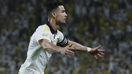 Ronaldo marcó dos goles que ayudaron al Al Nassr a conseguir una victoria contundente, asegurando así su primer título de liga saudí.