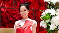 24-timmars showbiz-nyheter: Divan Hong Nhung delar med sig av efterverkningarna av operationen, Van Dung hyllas för sin ungdomliga skönhet tack vare detta foto.