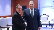 Rusland modsætter sig USA's politik om at lægge pres på Cuba.