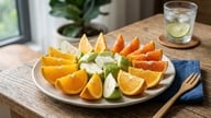 Appelsiinit ovat kuuluisia C-vitamiinipitoisuudestaan, mutta ne eivät silti vedä vertoja tälle hedelmälle.