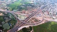 Vi foreslår, at VEC (Vietnam Expressway Corporation) opkræver vejafgifter og organiserer omstigninger for køretøjer, der bruger motorvejen Bien Hoa - Vung Tau.