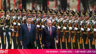21-skuds salut byder præsident Putins besøg i Kina velkommen.