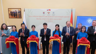 Donation af vietnamesiske bogreoler i Rusland: Spredning af vietnamesisk viden på den internationale scene.