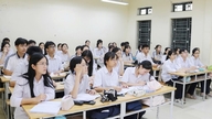 ກ່ອນການສອບເສັງທີ່ສຳຄັນສຳລັບນັກຮຽນຊັ້ນມໍ 3 ທີ່ເມືອງກວວກອວາຍ.