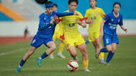 Dilema bola sepak wanita profesional.