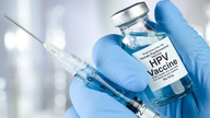 Der HPV-Impfstoff wurde erstmals in obligatorische Impfprogramme aufgenommen.