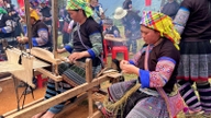 Preservar y promover la artesanía tradicional de confección de trajes del grupo étnico Mong Du en Lao Cai.