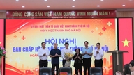 Styrkelse af Hanoi City Medical Associations rolle i samfundets sundhedsplejeaktiviteter.