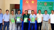 ตำบลวิงห์เกีย เปิดตัวสมาคมผู้ประกอบวิชาชีพอากาศยานเกษตรกรรม ในหมู่บ้านนิงห์เฟือก