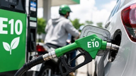 Tumpuan harus diberikan kepada menangani kebimbangan orang ramai mengenai petrol E10.