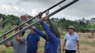Tran Lam-distriktet i Hung Yen-provinsen (tidligere en del af Thai Binh City) nedriver ulovlige byggerier på landbrugsjord.